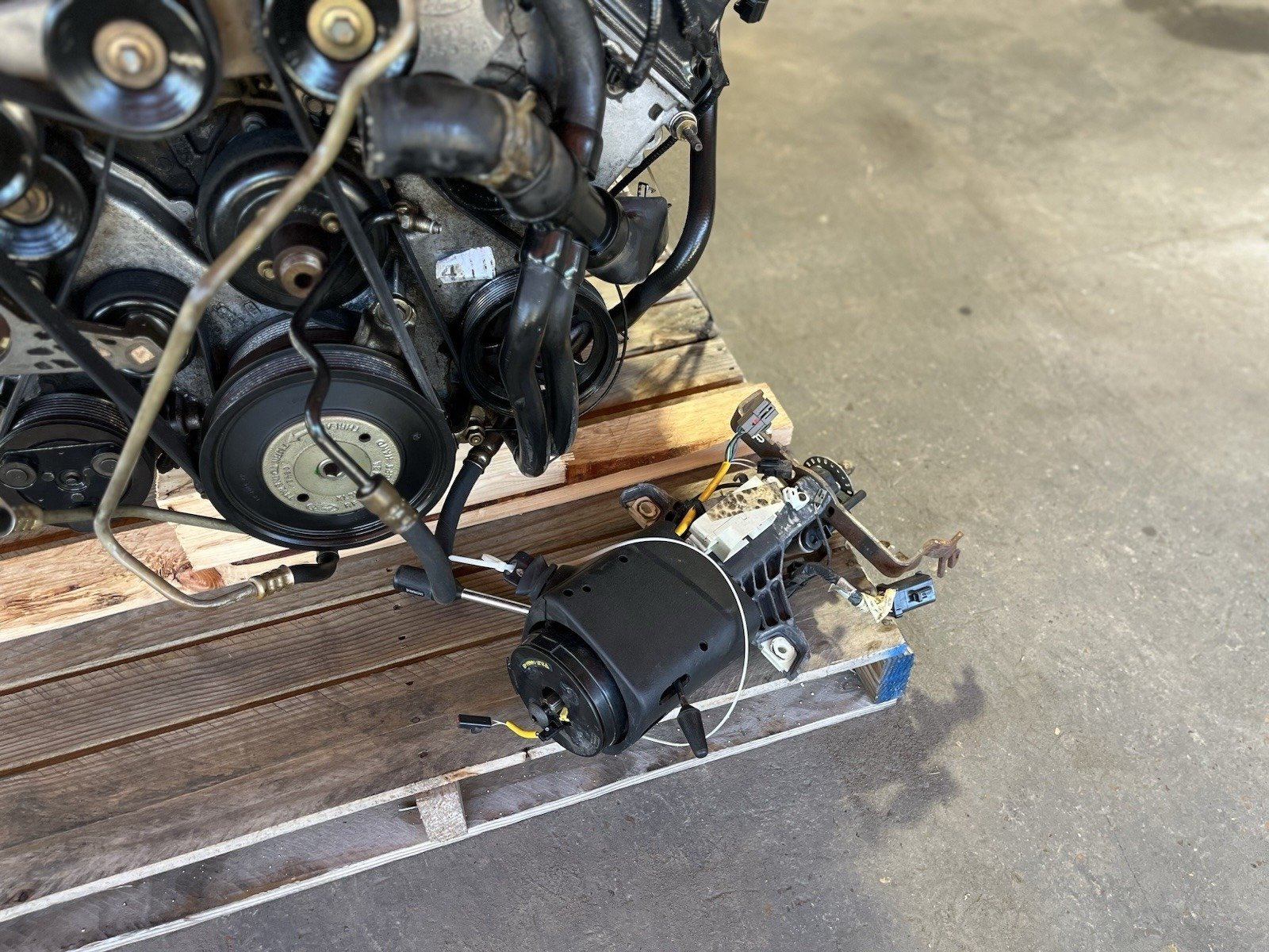 2002 Ford F-150 Harley Davidson Engine Assembly – Complete OEM Engine & Component Package - Image 2