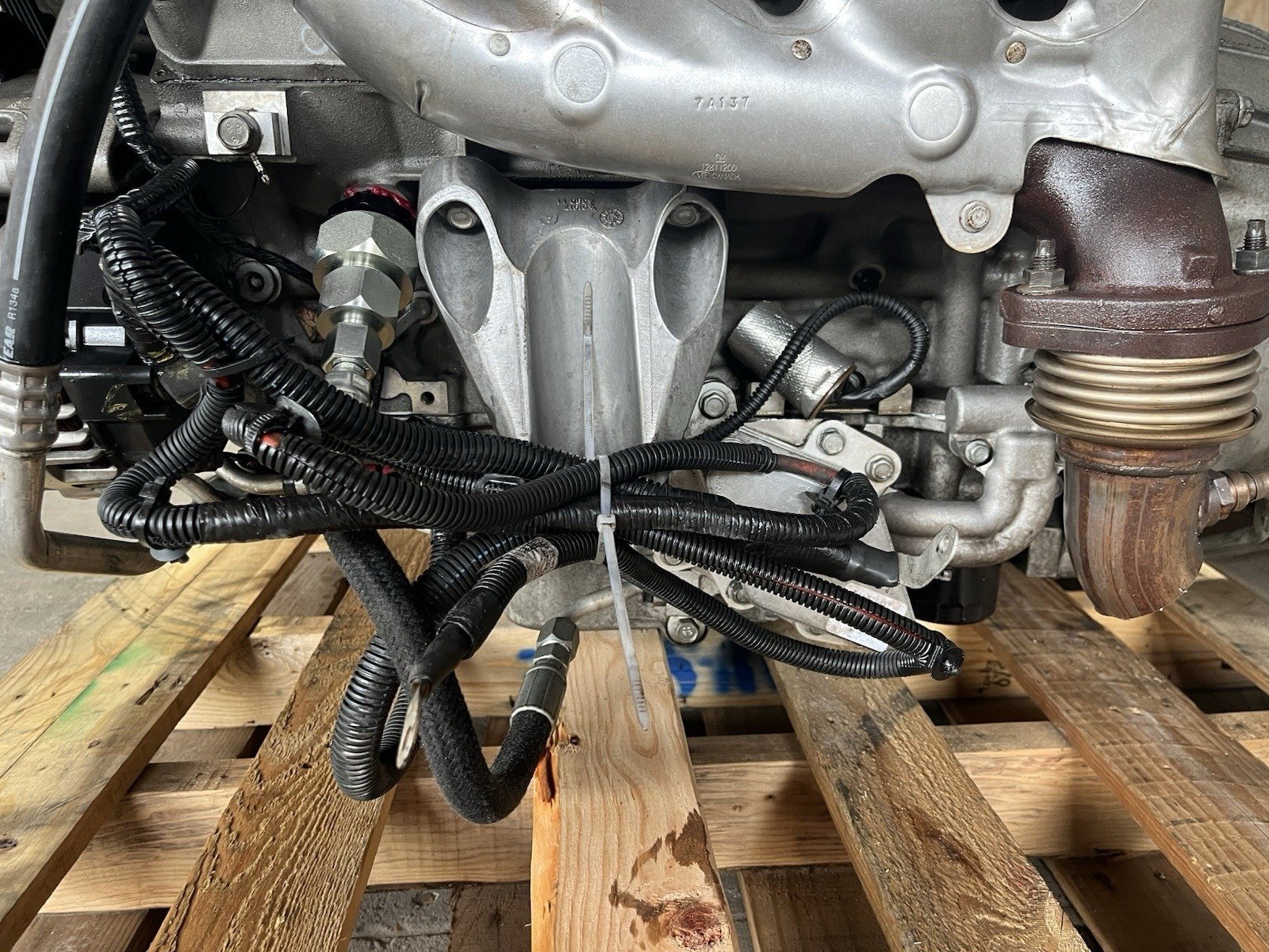 2012 Chevrolet Camaro 6.2L L99 Engine & 6L80E Transmission Pullout – Complete OEM Drivetrain - Image 7