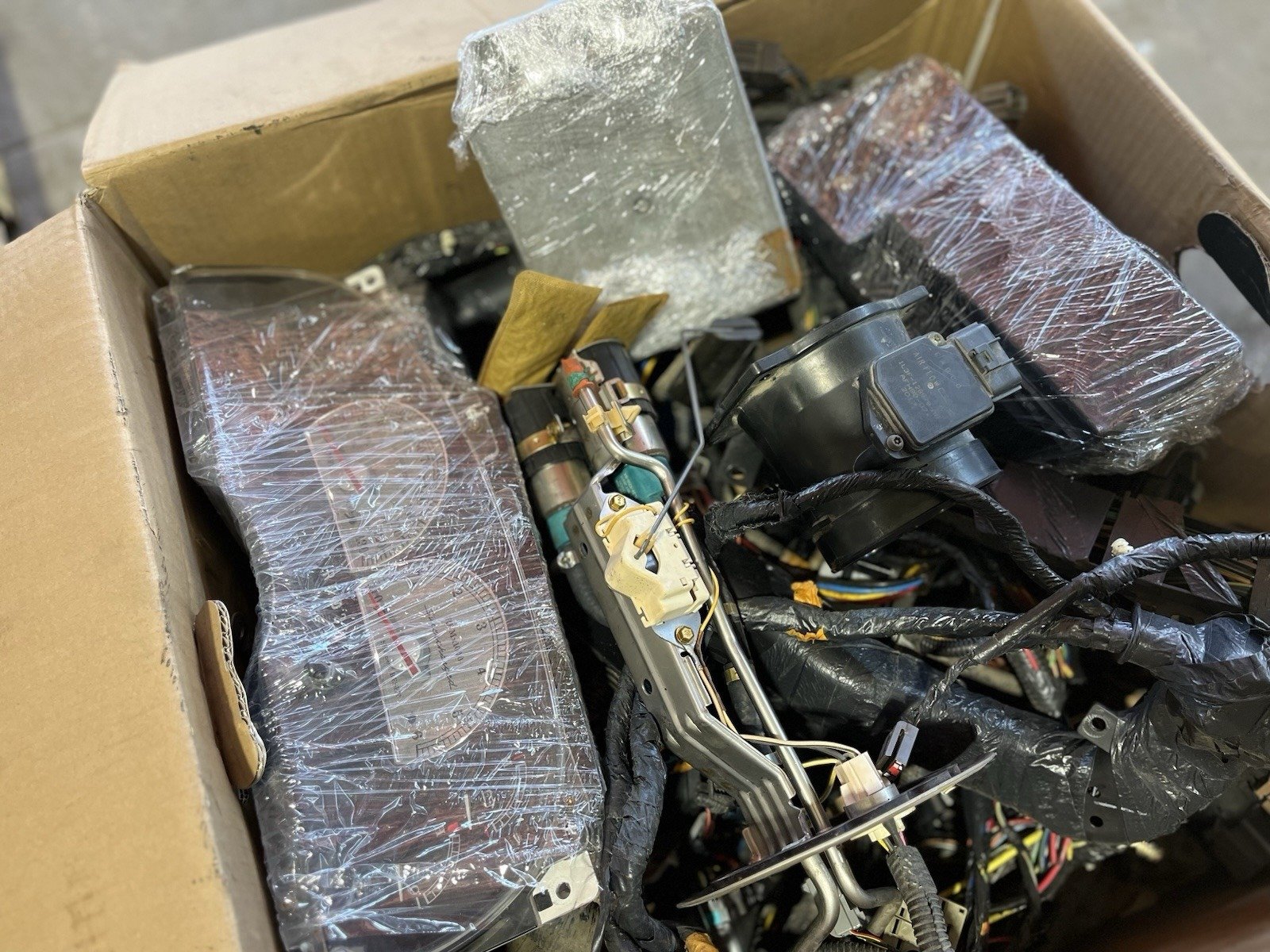 2002 Ford F-150 Harley Davidson Engine Assembly – Complete OEM Engine & Component Package - Image 3