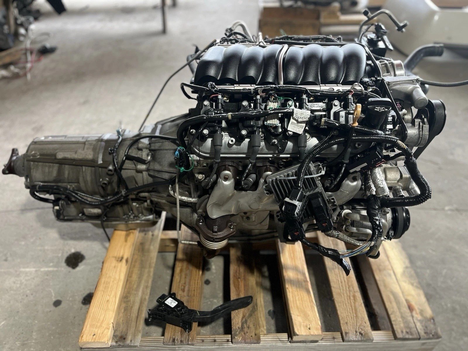2012 Chevrolet Camaro 6.2L L99 Engine & 6L80E Transmission Pullout – Complete OEM Drivetrain - Image 5