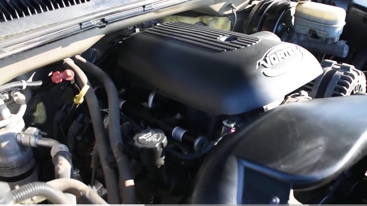 2005 Silverado 5.3 LM7 Engine - Complete Gen III iron-block Vortec V8 engine and 4x4 4L60E automatic transmission standalone pullout conversion kit