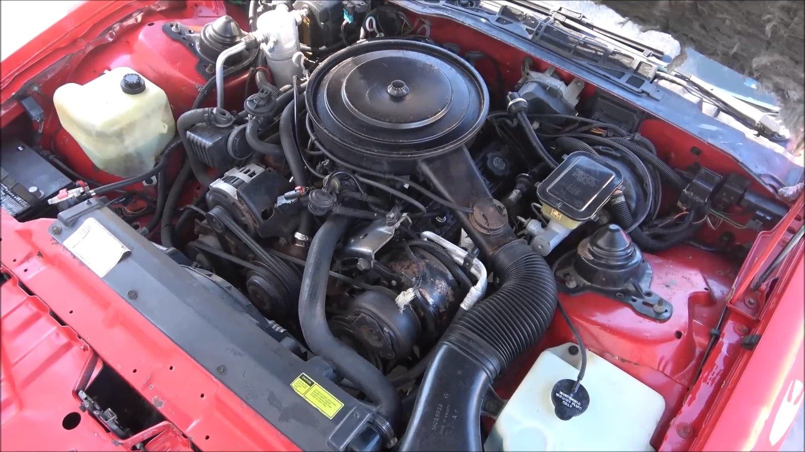 1987 Pontiac Firebird Trans Am – 5.0L 305 Carb SBC Engine & 700R4 4-Speed Automatic Transmission Pullout - Image 2