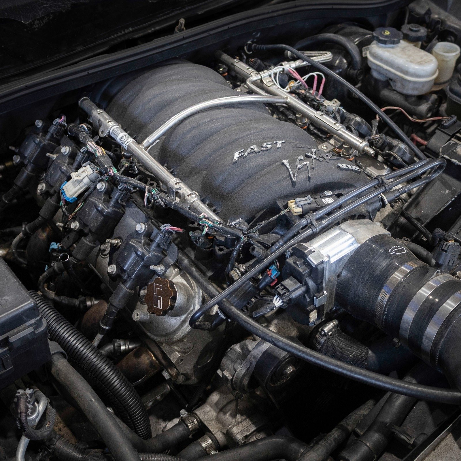2005 Chevrolet Corvette – 6.0L LS2 Engine & T56 6-Speed Manual Transmission Pullout - Image 2