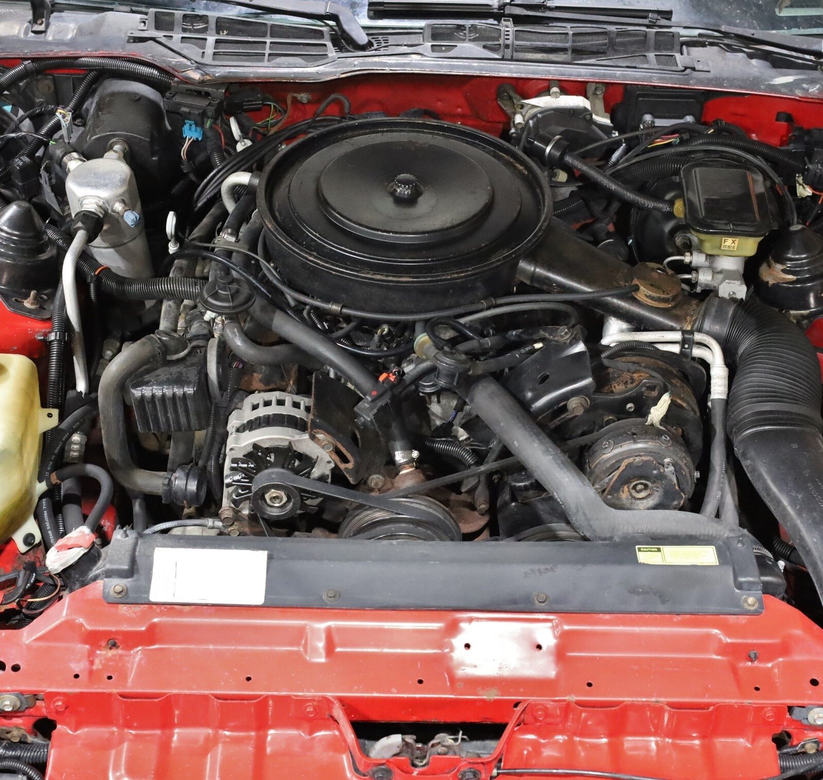1987 Trans Am 5.0L Carb Engine - Complete small block Chevy V8 engine and 700R4 automatic transmission standalone pullout conversion kit
