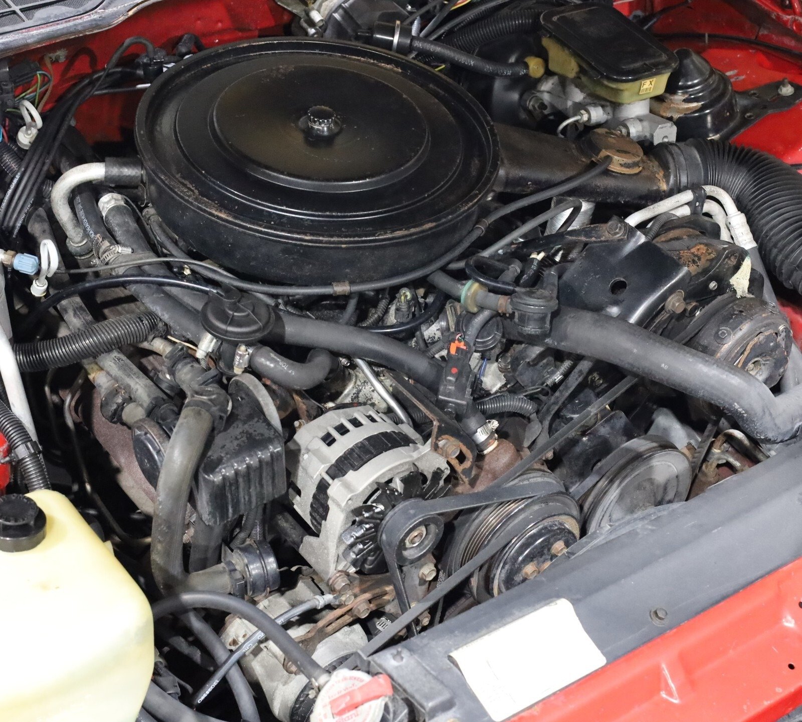 1987 Pontiac Firebird Trans Am – 5.0L 305 Carb SBC Engine & 700R4 4-Speed Automatic Transmission Pullout - Image 3