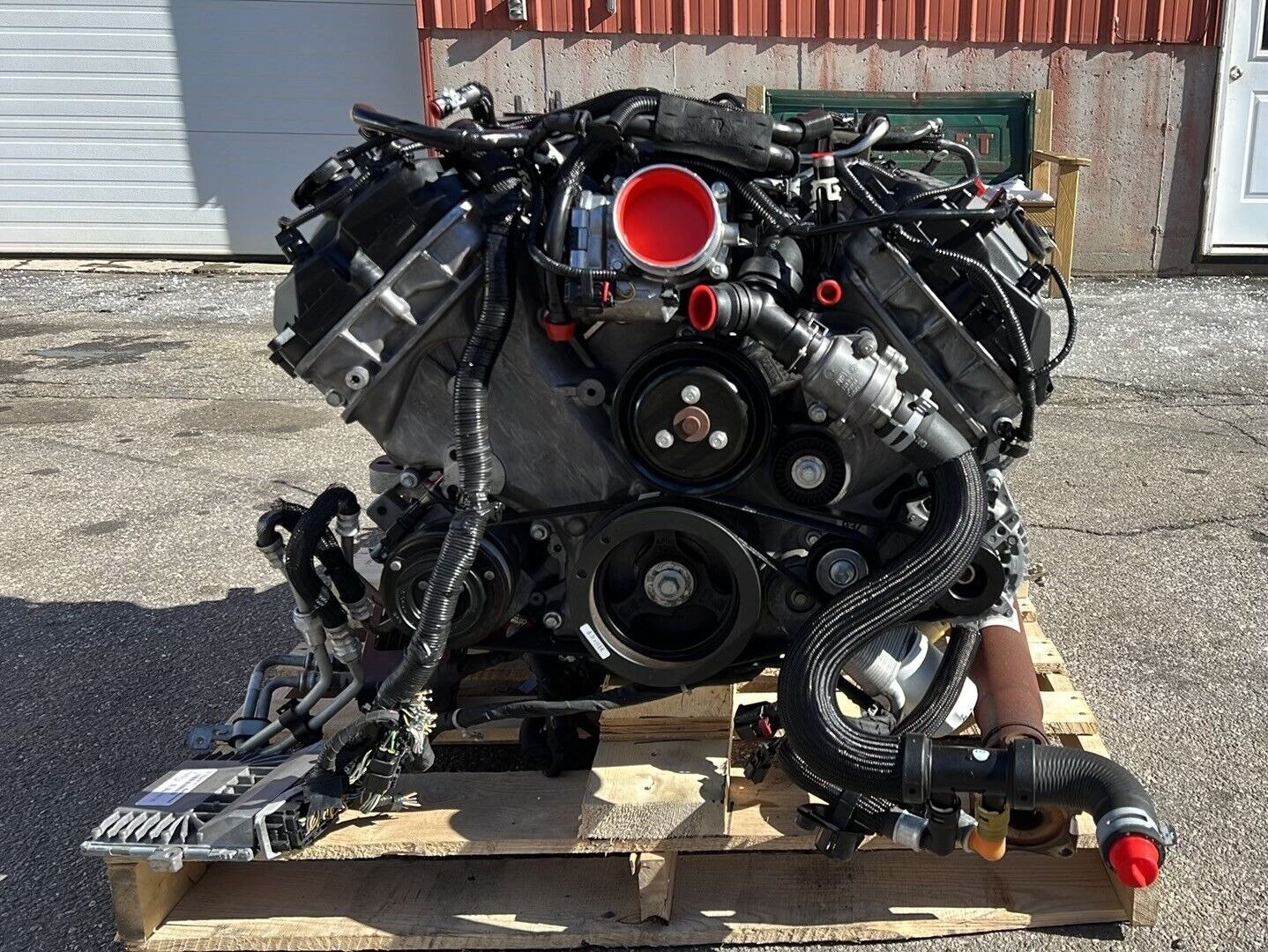 2016 Mustang 5.0L Gen 2 Engine - Complete Gen 2 aluminum DOHC V8 engine and 6R80 automatic transmission standalone pullout conversion kit