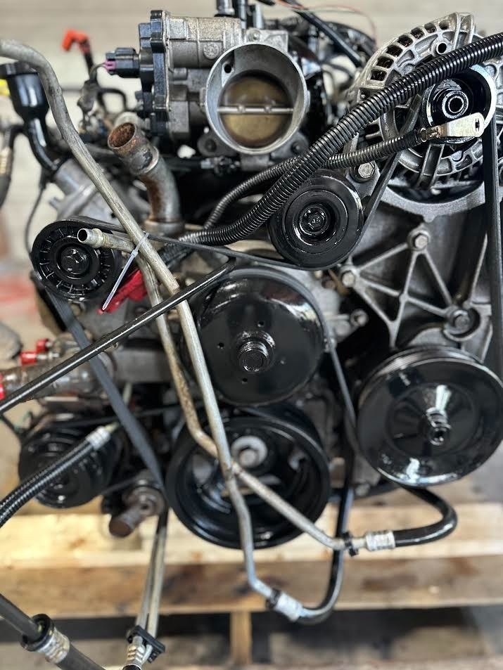 2005 Cadillac Escalade 6.0L LQ9 Engine