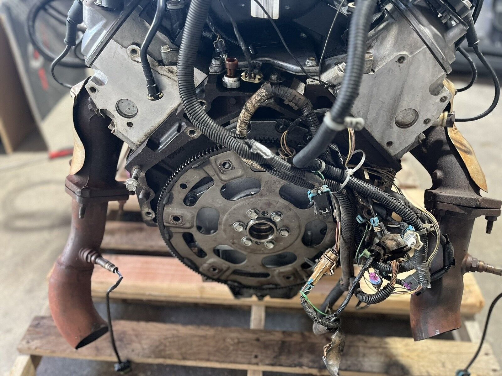 2006 Chevrolet Silverado 2500 – 6.0L LQ4 Engine Complete Pullout - Image 6