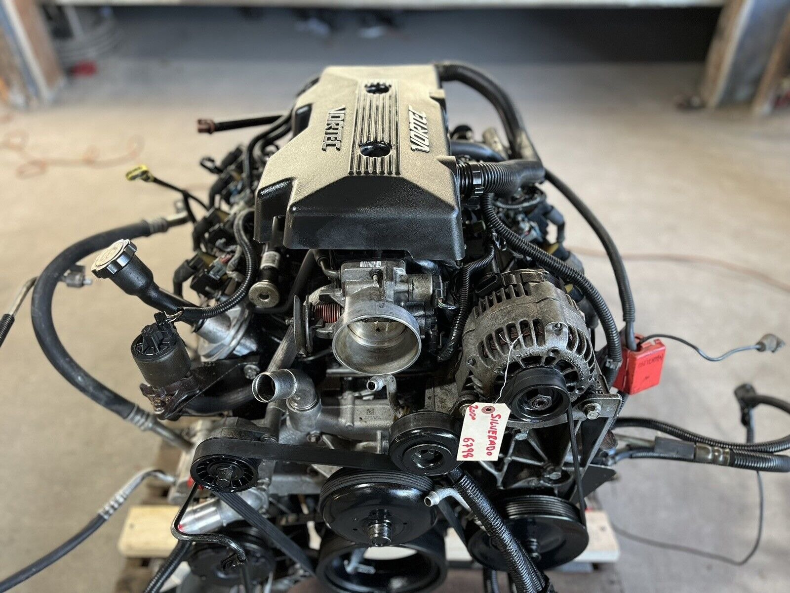 2000 Chevy Silverado 6.0L LQ4 Engine