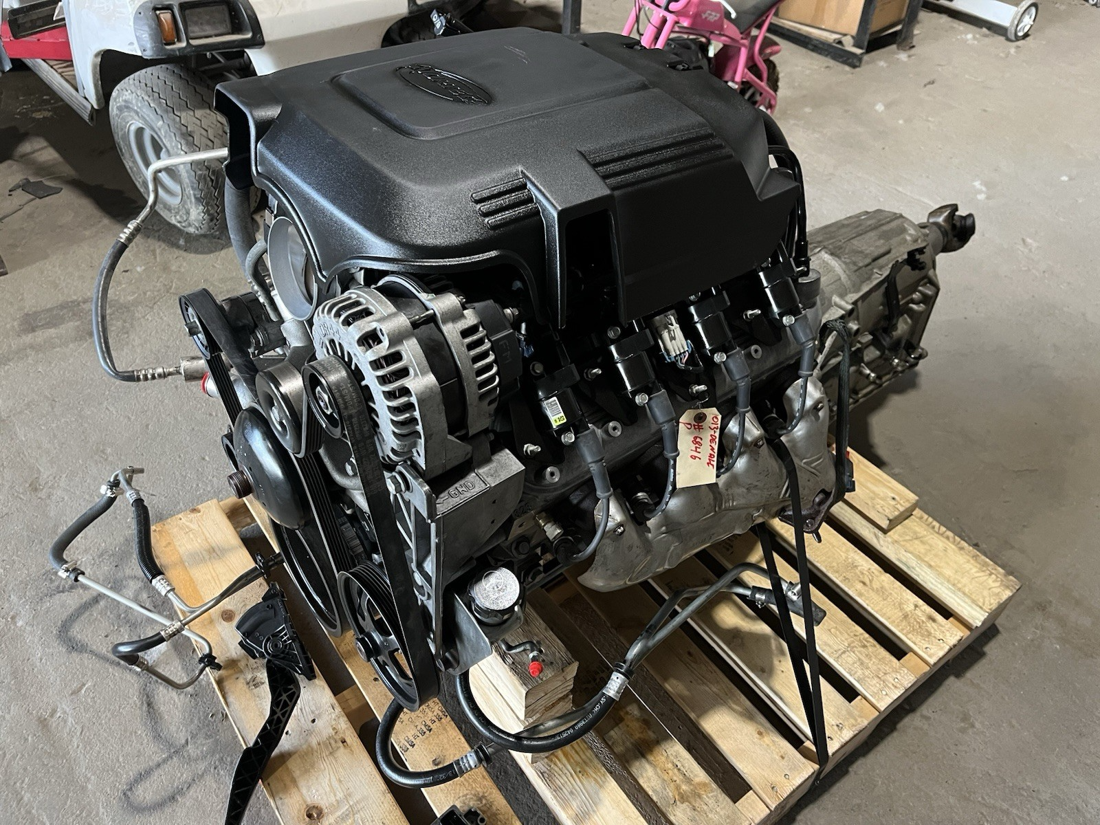 2013 GMC Yukon Denali – 6.2L L94 Engine & 2WD 6L80E Transmission Pullout - Image 3