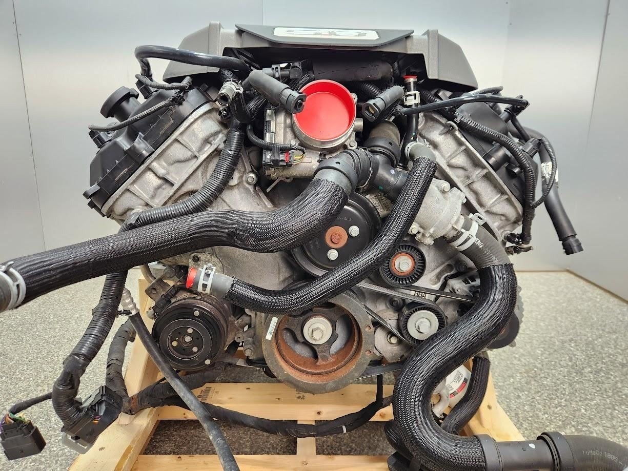 2015 Ford Mustang GT – 5.0L Gen 2 Coyote Engine & MT82 6-Speed Manual Transmission Pullout - Image 6