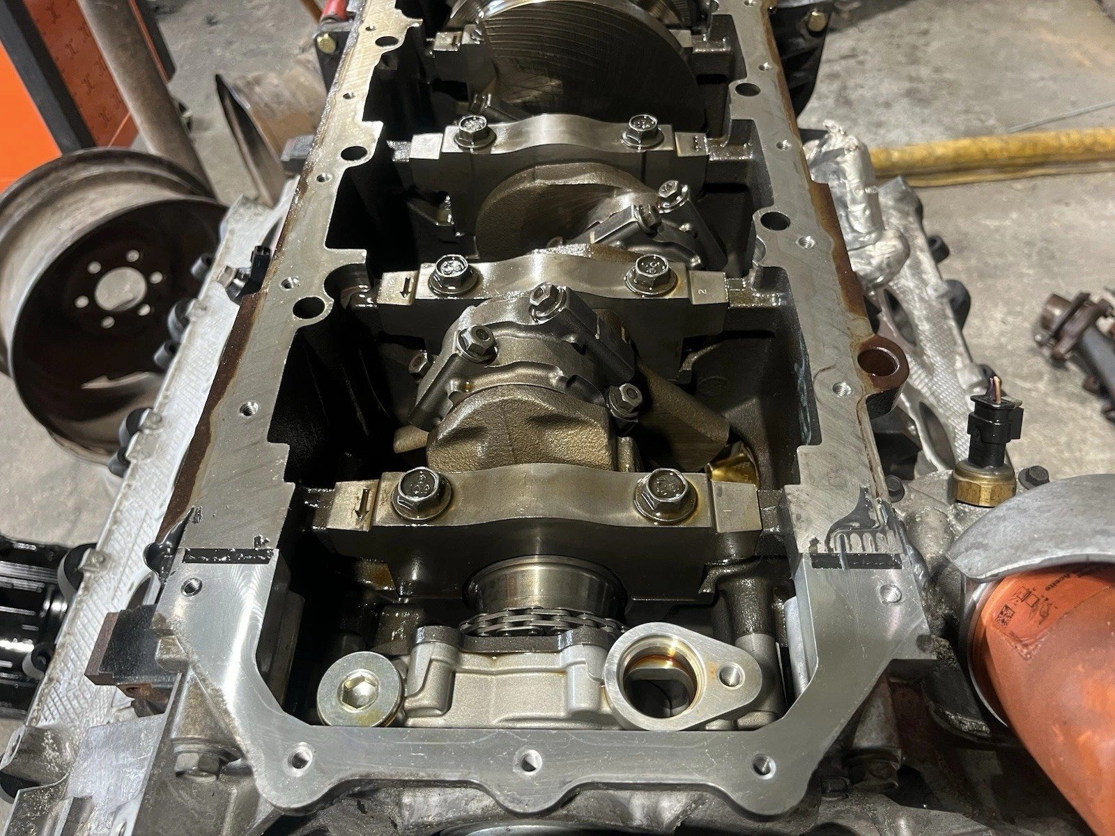 22 DURANGO 5.7L HEMI ENGINE TRANSMISSION DURANGO EZH 8HP70 - Image 2