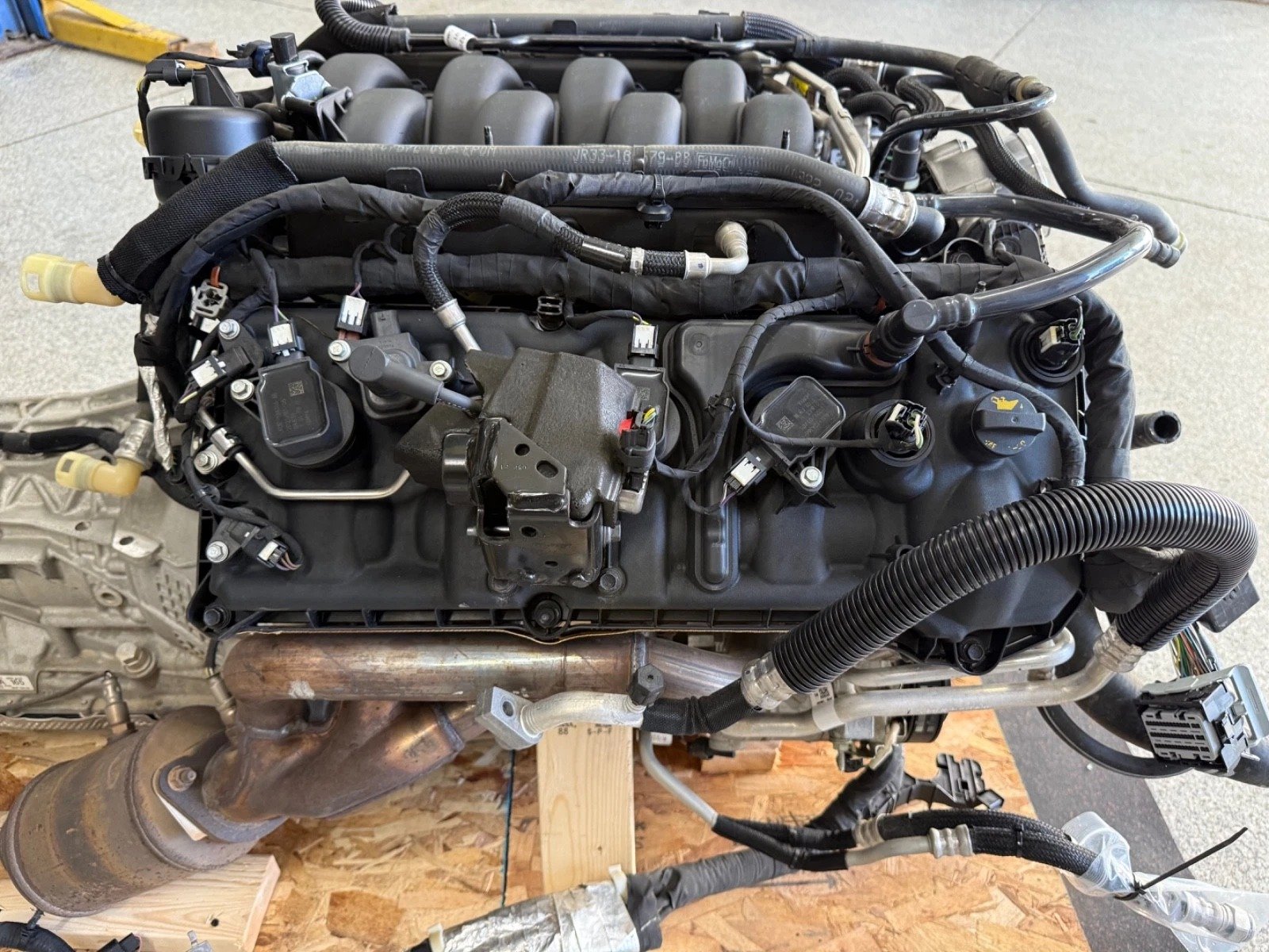 2021 Ford Mustang GT – 5.0L Gen 3 Coyote Engine & 10R80 10-Speed Automatic Transmission Pullout - Image 4