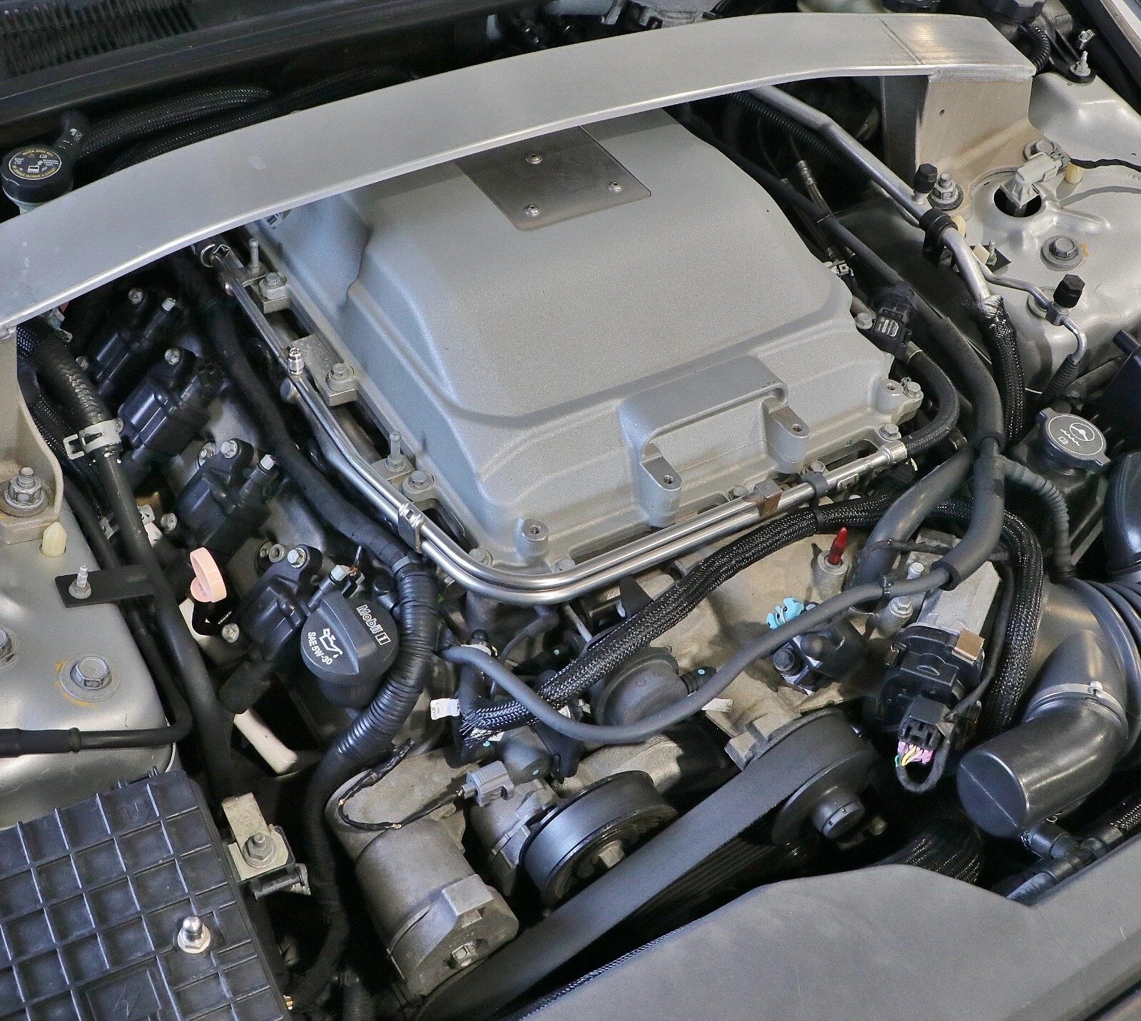 2011 Cadillac CTS-V – 6.2L LSA Supercharged Engine & 6L90E Automatic Transmission Pullout - Image 3