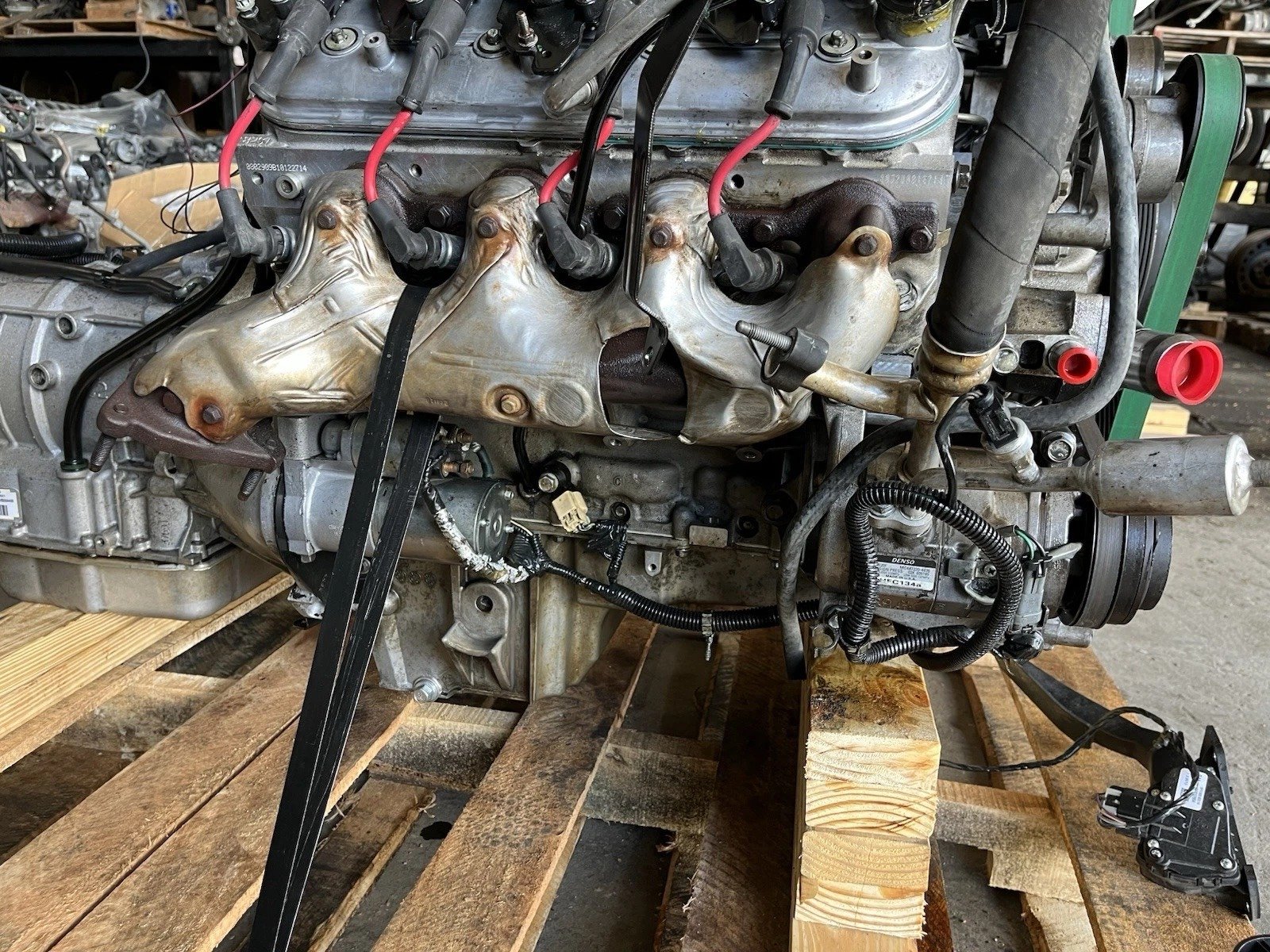2008 Cadillac Escalade – 6.2L L92 Engine & 2WD 6L80E Transmission Pullout - Image 4